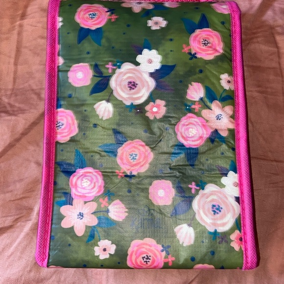Karma Colorful Cactus Kids Lunch Bag - Picture 2 of 6